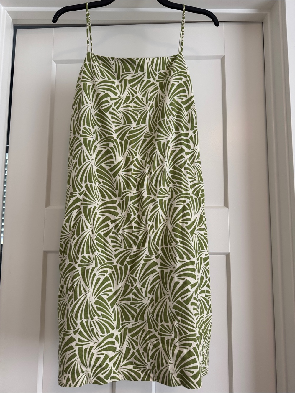 Green Leaf-Print Dress